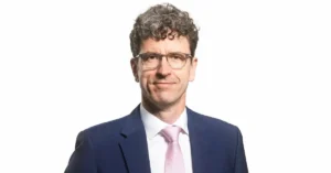 chg czernich rechtsanwaelte gewinnt bernhard koeck als neuen partner