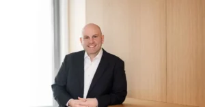 brandl talos beraet gesellschafter von aurena bei mehrheitsverkauf an drs investment