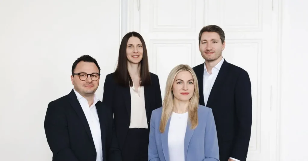 schramm oehler feiert 30 jaehriges kanzlei jubilaeum und ernennt vier neue partnerinnen