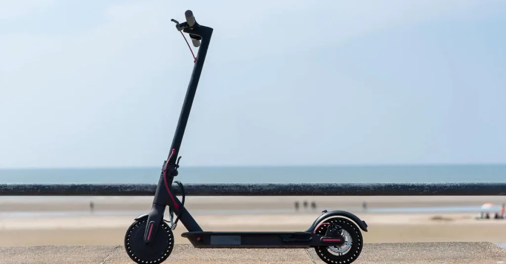 oeamtc e scooter test wirft fragen zu oesterreichischer gesetzgebung auf